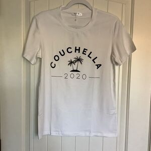 NWT ❤️ SHESHOW T-shirt‎